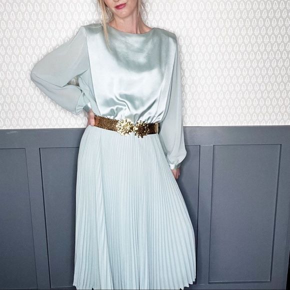 Vintage Ursula of Switzerland • Mint Green Romantic Dress • Sz M - Picture 5 of 8